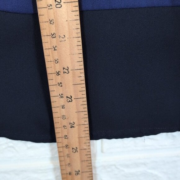 Banana Republic Navy and Black Blouse - Picture 4 of 4